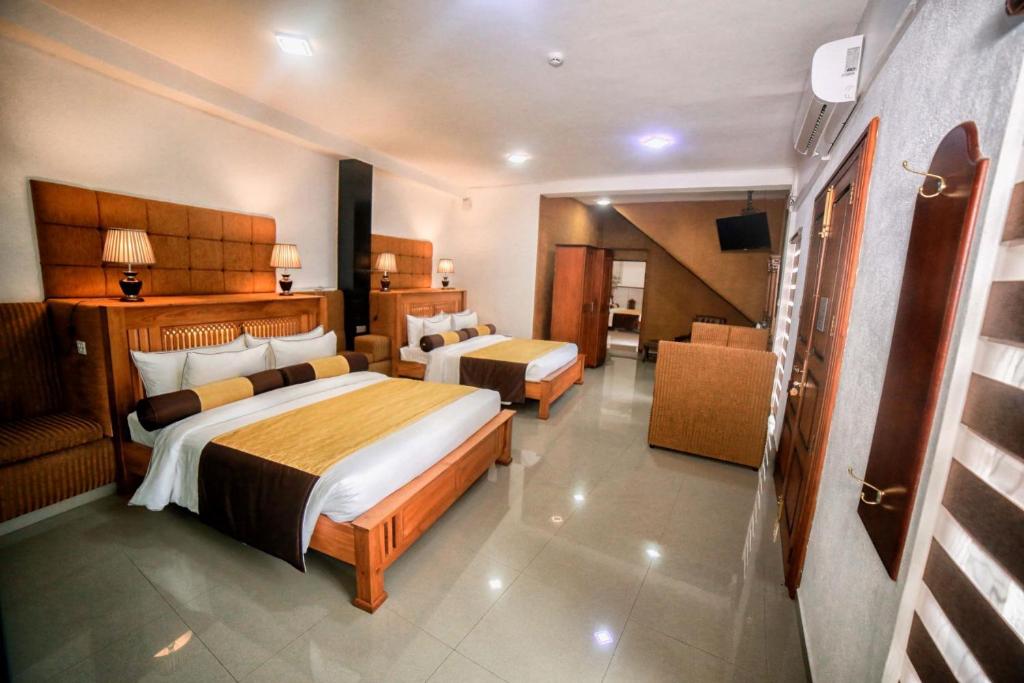 Eagle Regency Hotel, Kandy